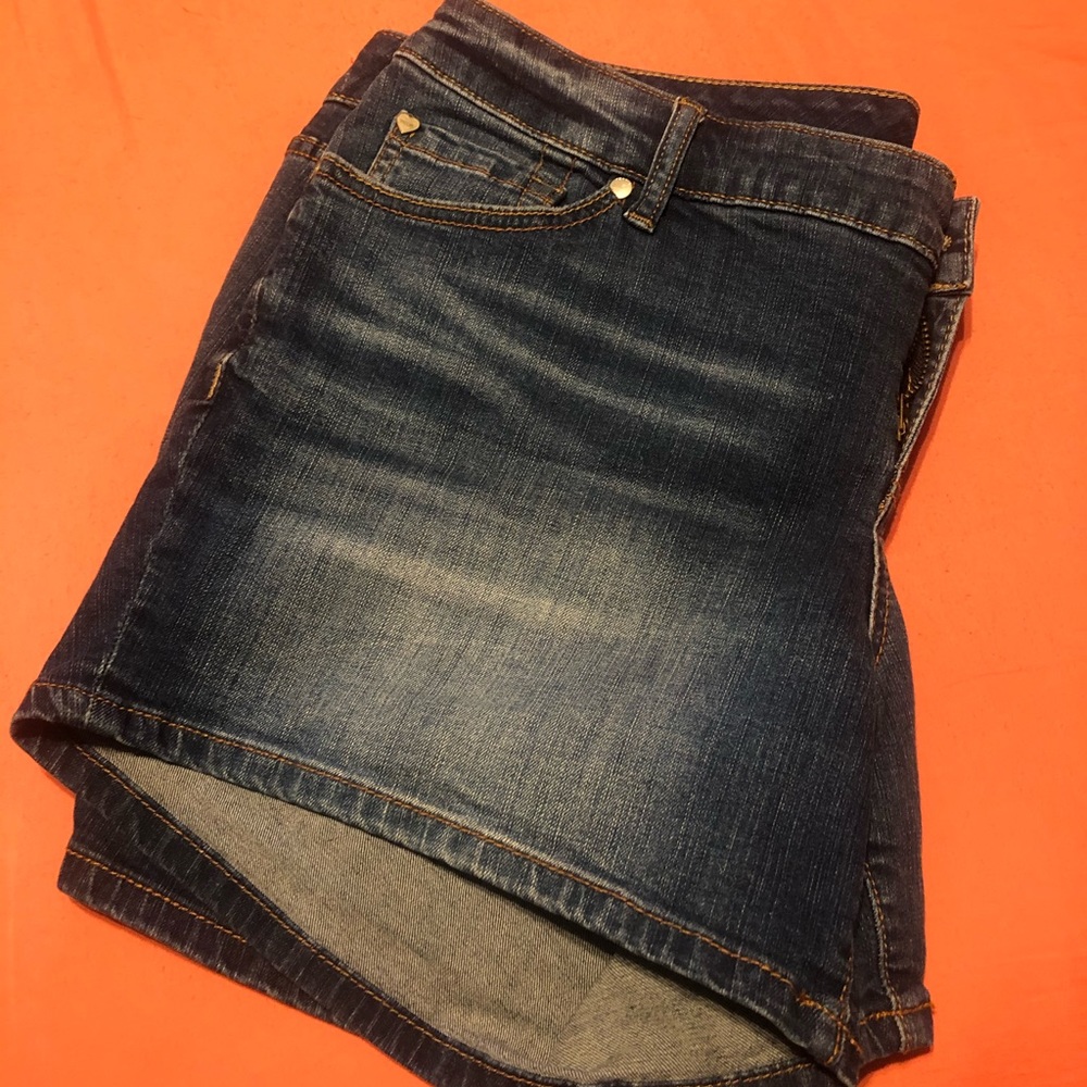 Torrid denim shorts